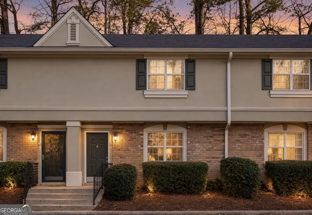 6900 Roswell Road #l4, Sandy Springs