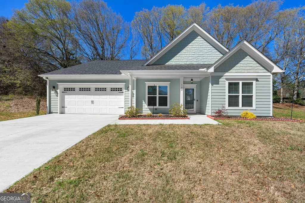 142 Fairview Station, Hartwell