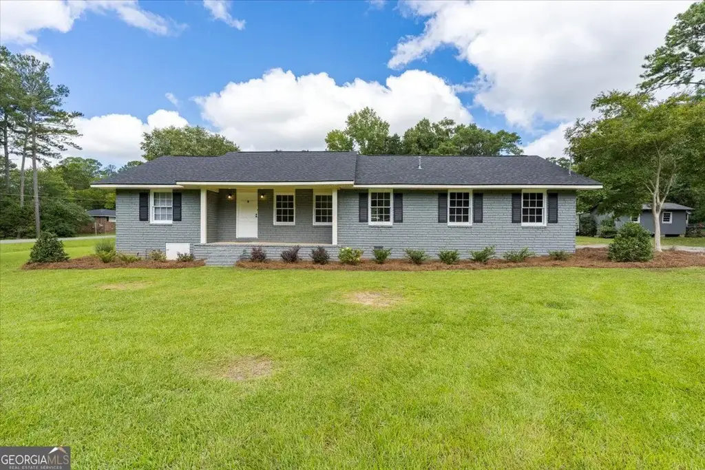 196 Short Street, Gray