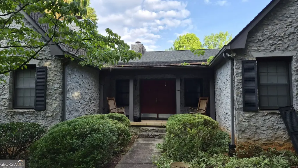 225 Winding Stair Road, Clarkesville