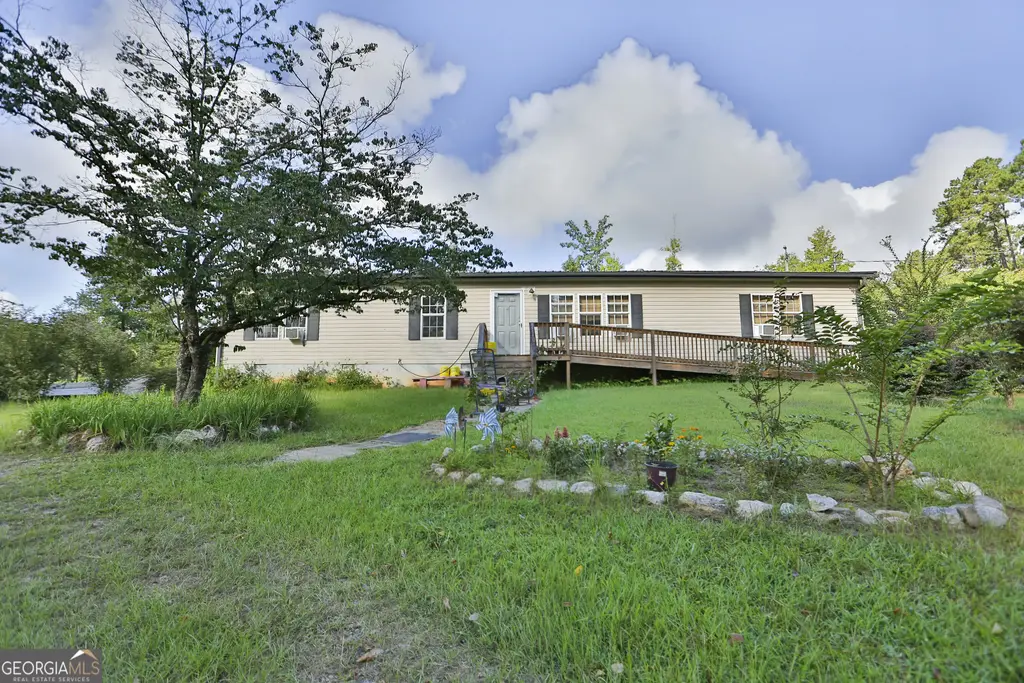 124 Snyder Road Ne, Milledgeville