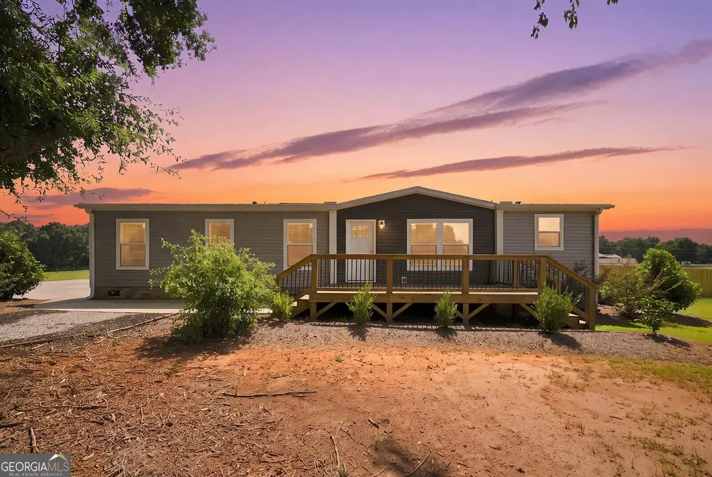 112 Purdy Drive, Iva