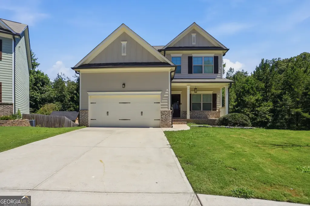 469 Flowing Trail, Dawsonville