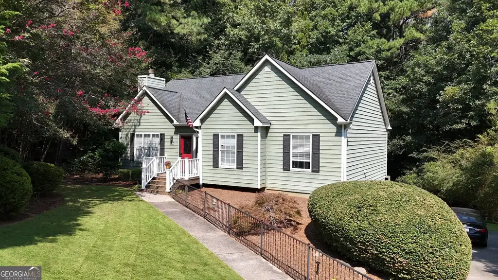 106 N Springs Drive, Acworth