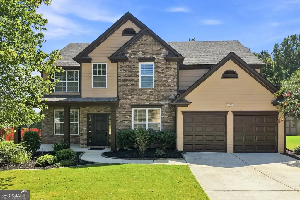 853 Van Briggle Path, Sugar Hill