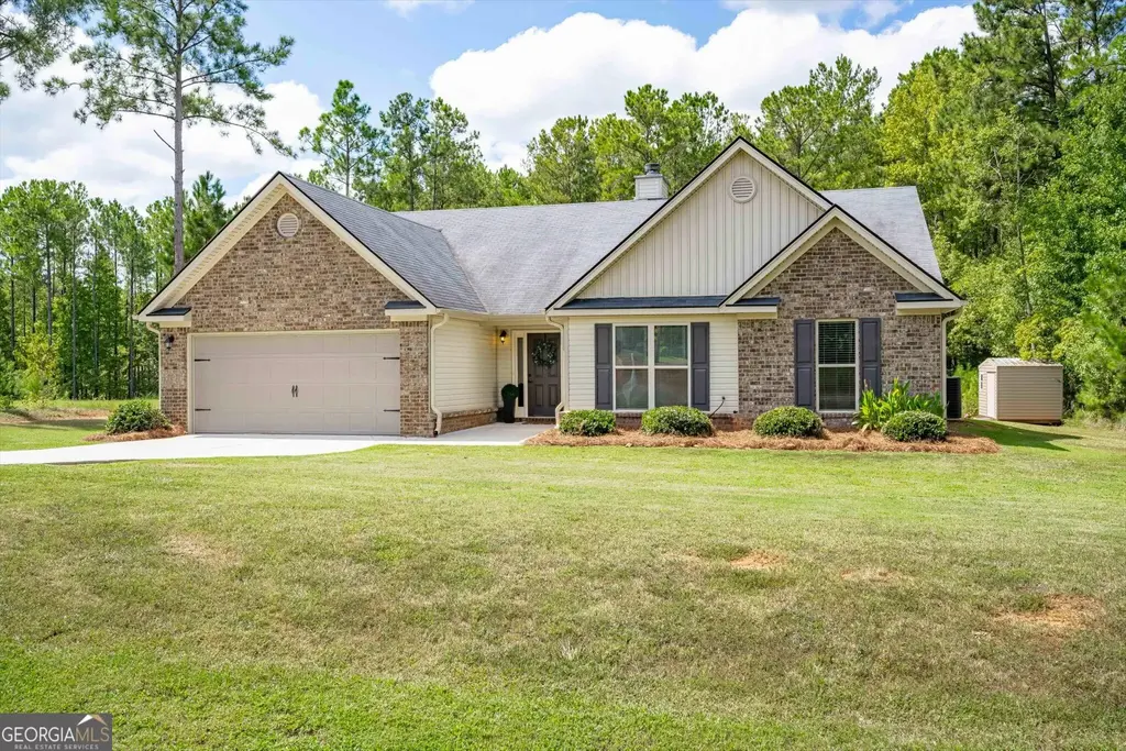 1746 Sara Hunter Lane Nw, Milledgeville