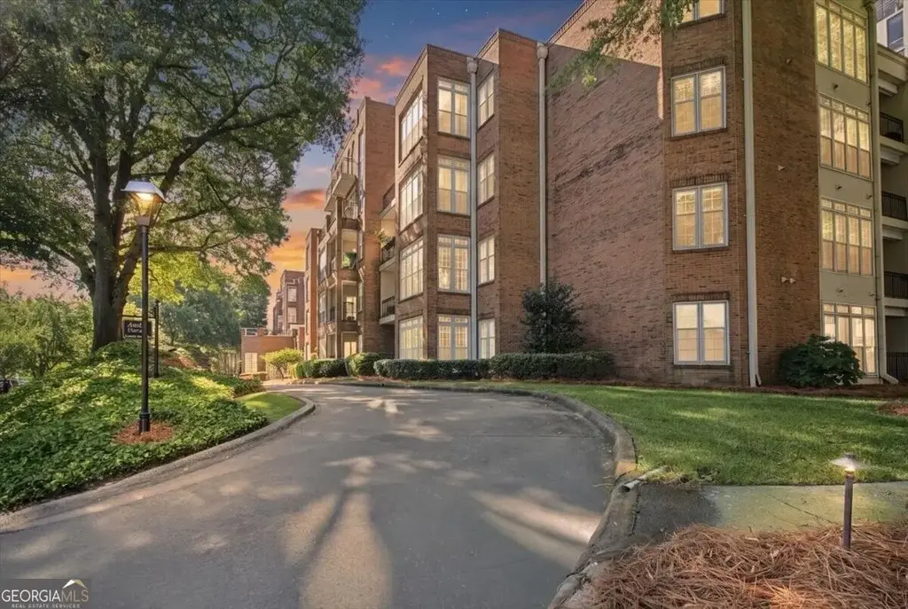 175 15th Street Ne 208, Atlanta