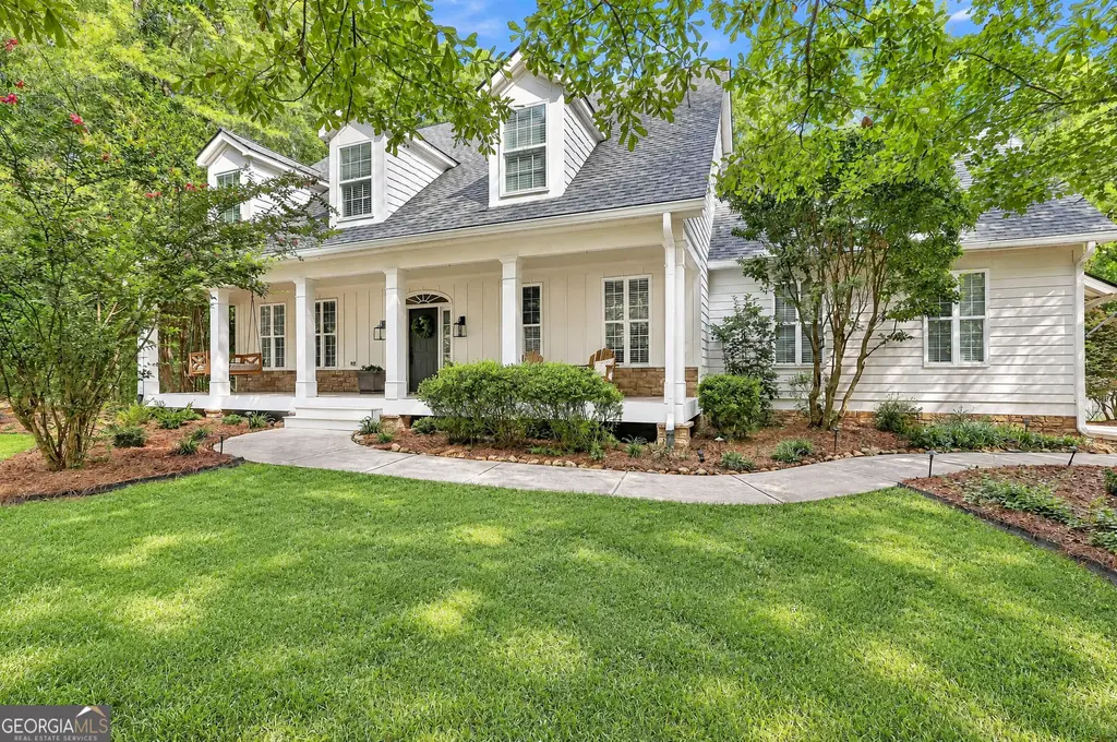 110 Lost Creek Court, Senoia