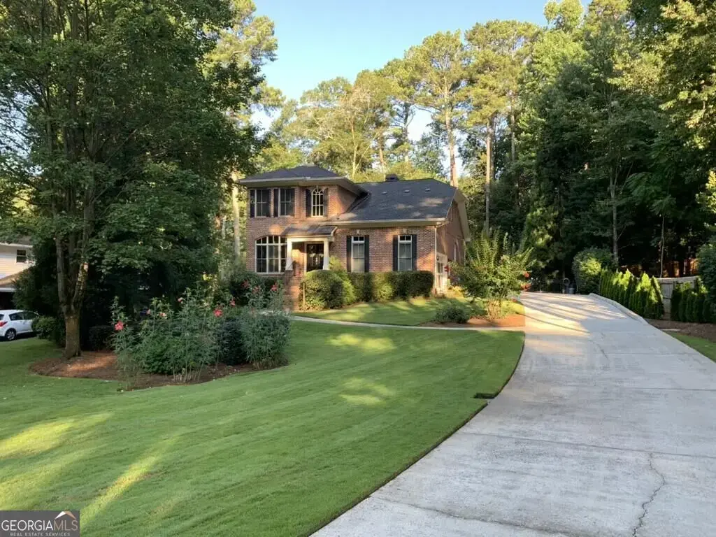 2230 Pinecliff Drive Ne, Atlanta
