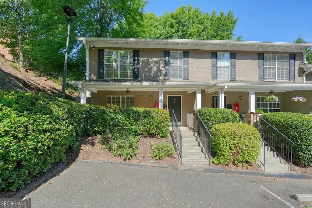 3180 Seven Pines Court 101, Atlanta