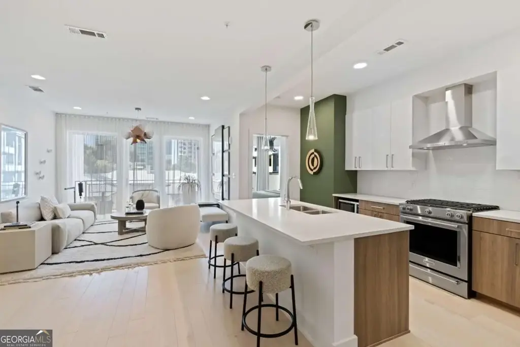 775 Juniper Street Ne 409, Atlanta