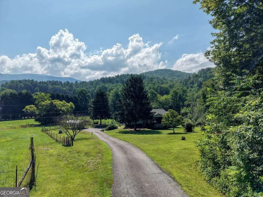 142 Mosley Lane, Blairsville