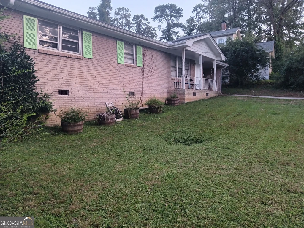 2334 Woodcastle Ln, ATLANTA