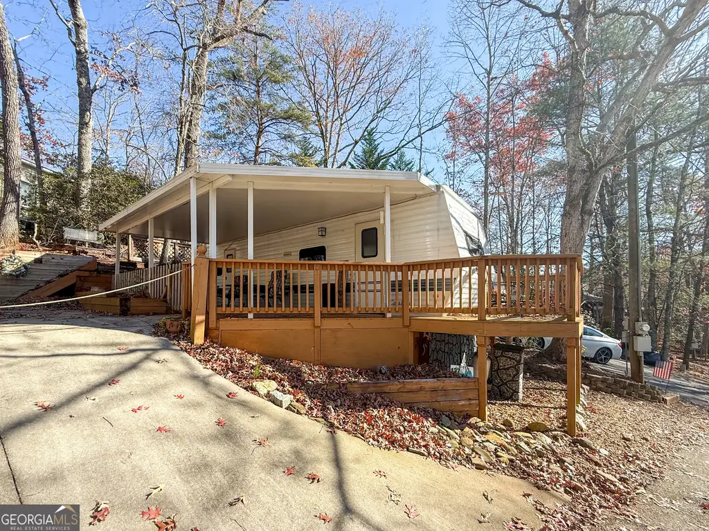 127 Rocky Lane, Cleveland