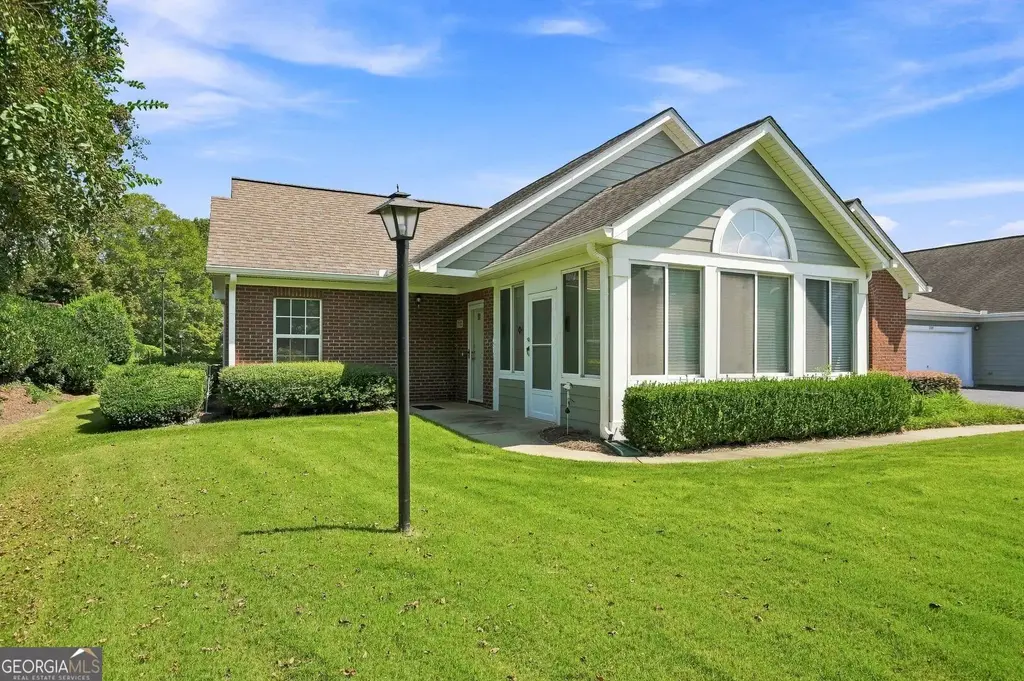 2112 Carefree Circle 2, Marietta
