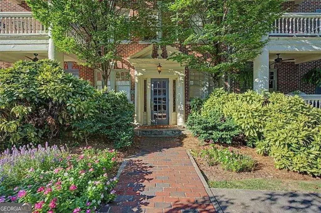 2 Collier Road Nw 3, Atlanta