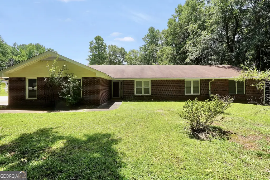 145 Stoneridge Way, Fayetteville