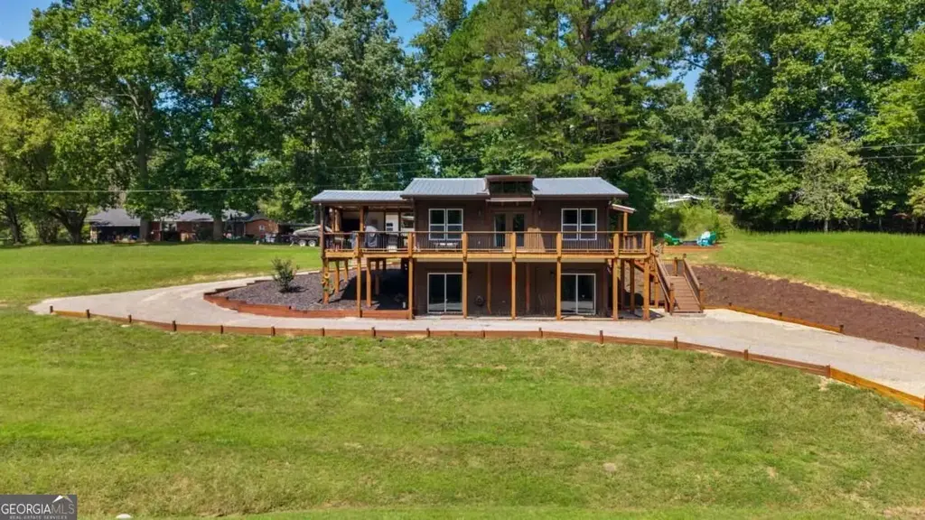 101 Pleasant Hill Circle, Blairsville
