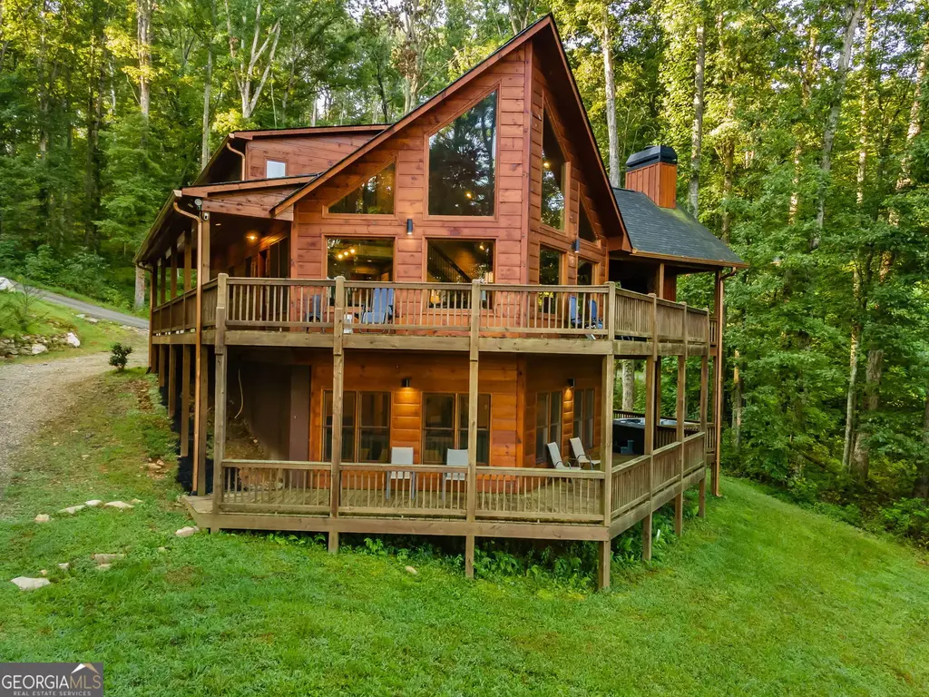 34 Highland Forest Trail, Morganton
