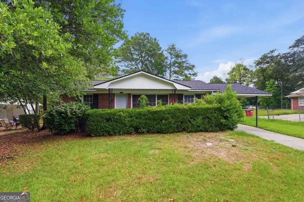 4322 Fairfax Drive, Macon