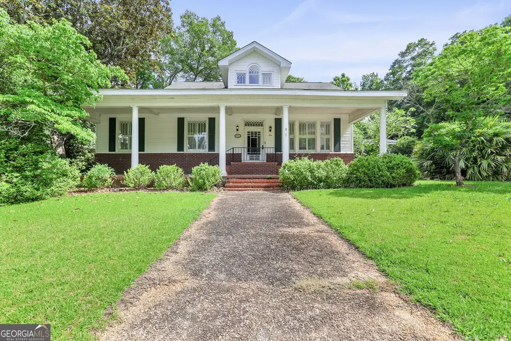 17834 Main Street, Woodbury