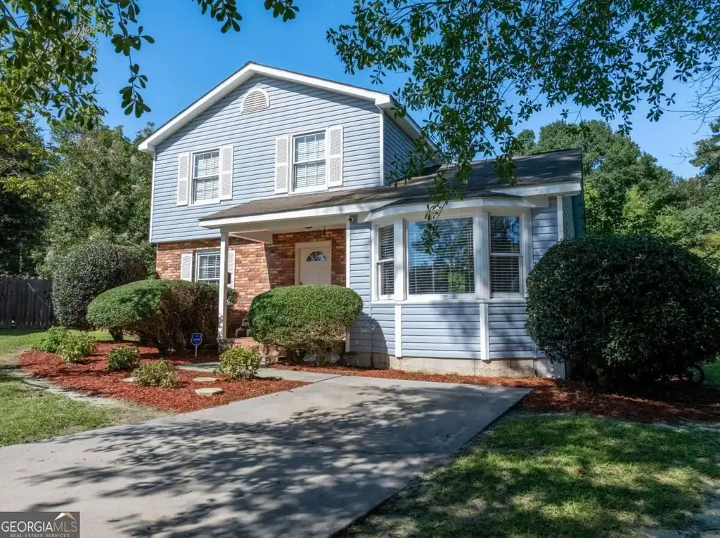 105 Clyde Circle, Tifton