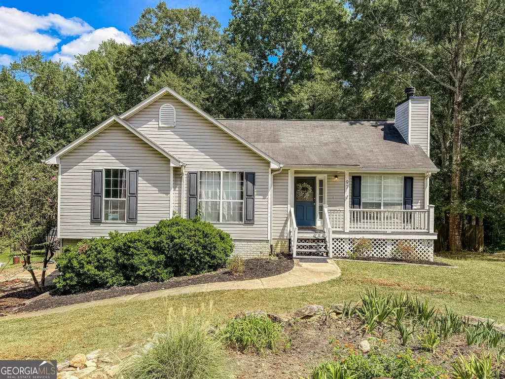 97 Spring Circle, Senoia