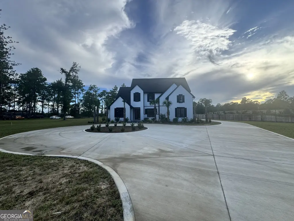 20 Club Drive, Jesup