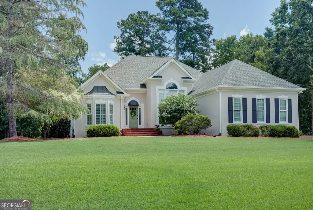 150 Youngs Circle, Fayetteville