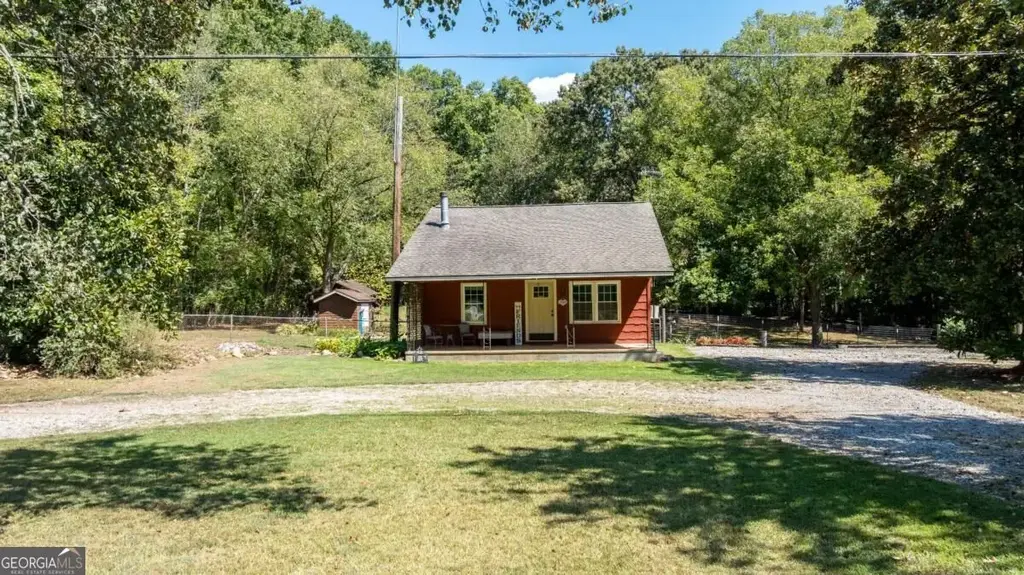 2045 Ila Road, Commerce