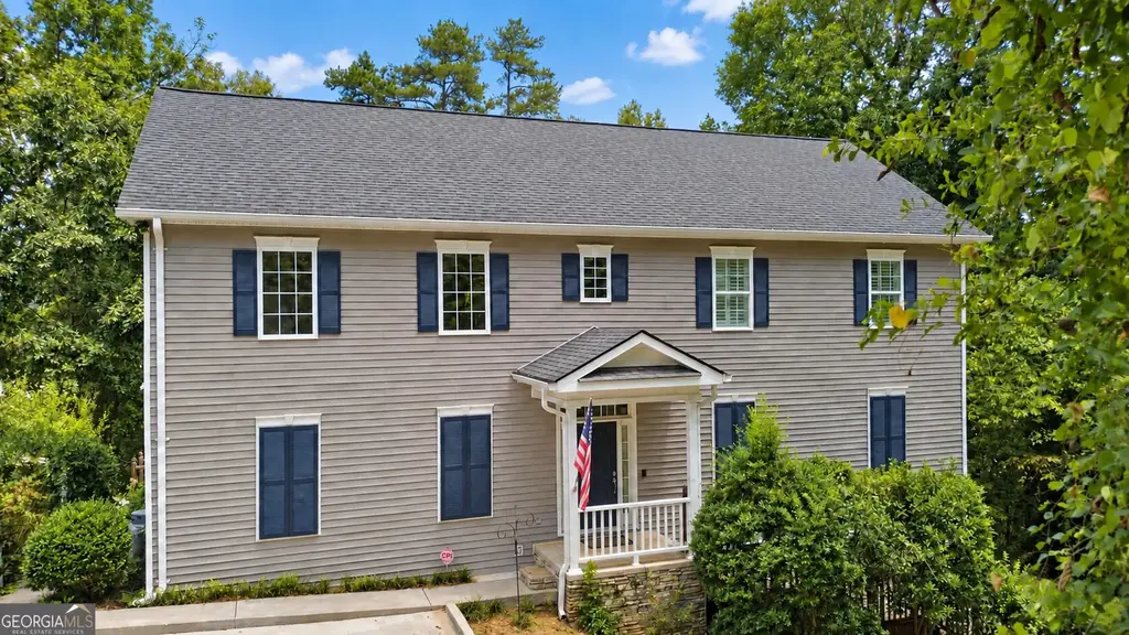 669 Shorewood Circle, Toccoa