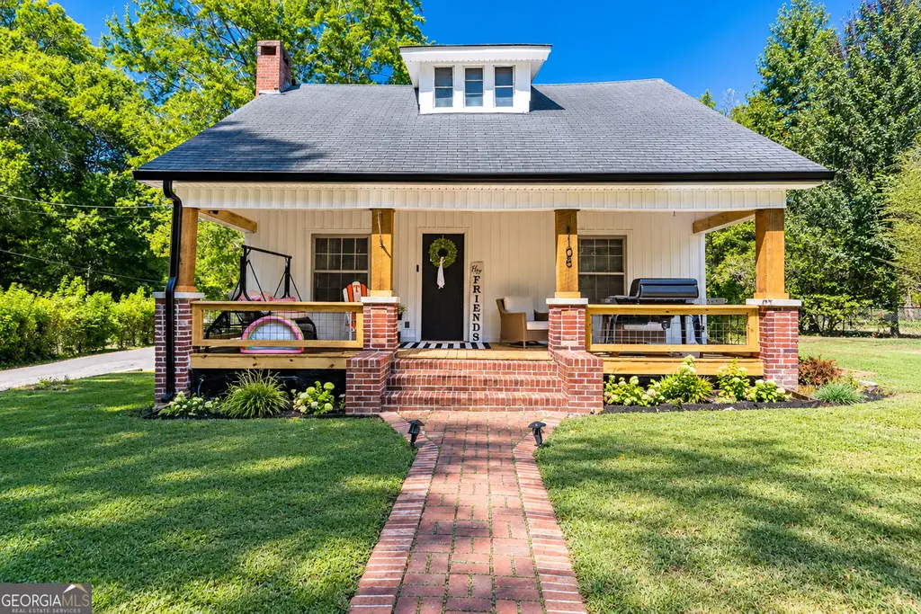1108 S Chattanooga Street, Lafayette