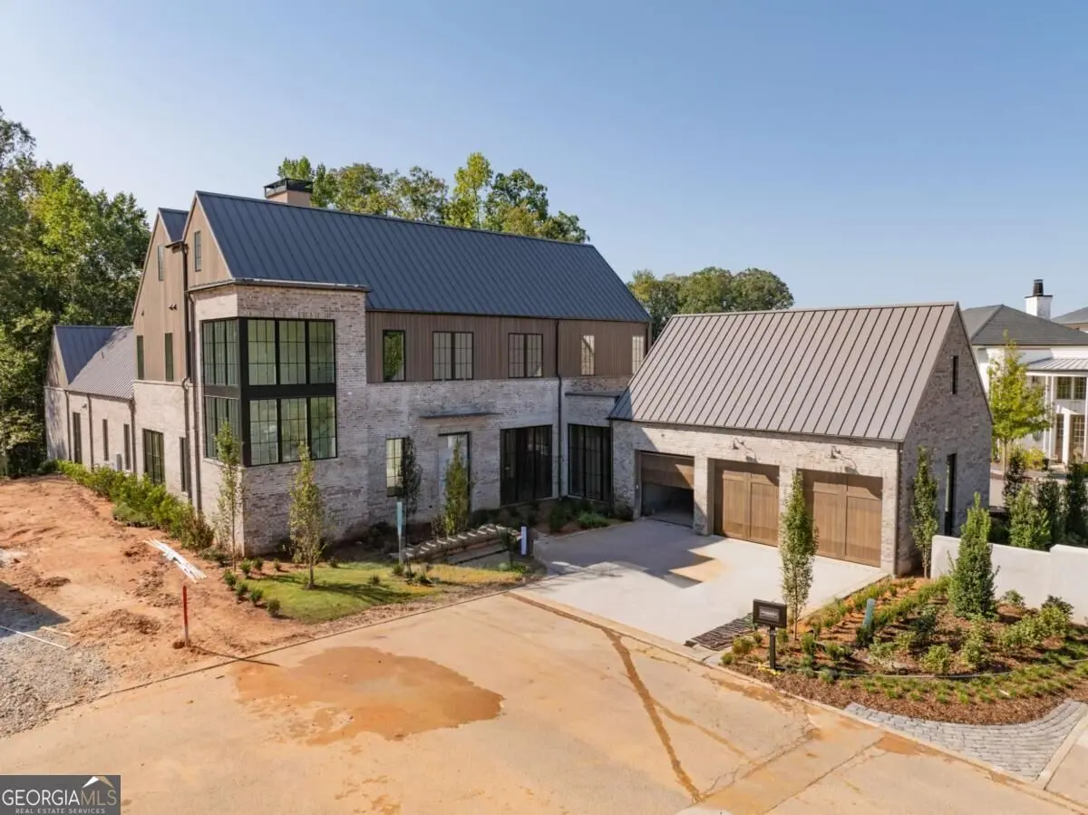 Photo of Listing #10843445