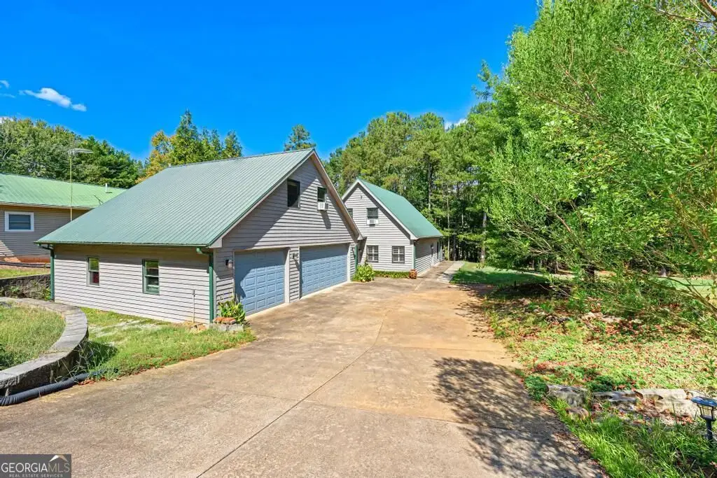 241 Grizzly Bear Lane, Hartwell