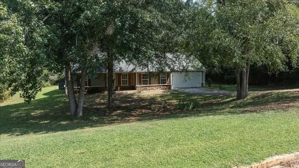 417 Beacon Drive, Maysville