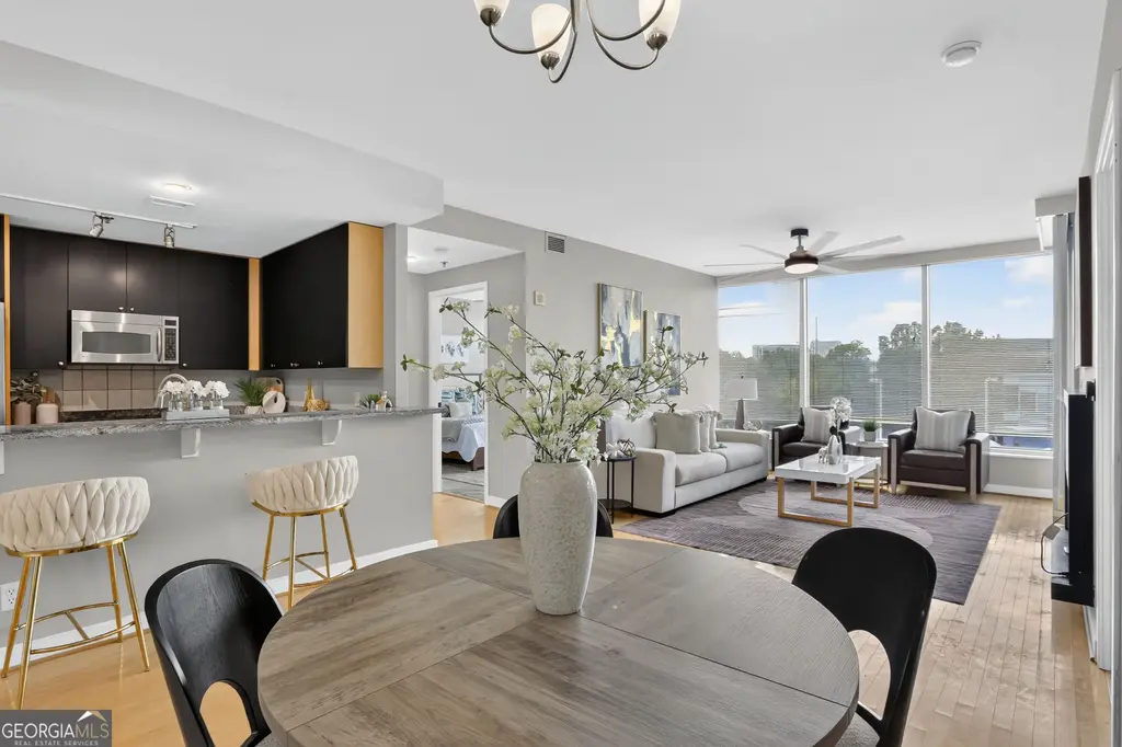3338 Peachtree Road Ne Apt 601, Atlanta
