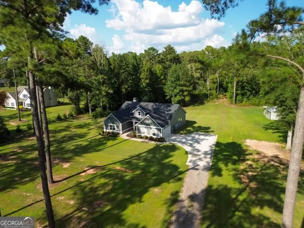 2317 W Ellis Road, Griffin
