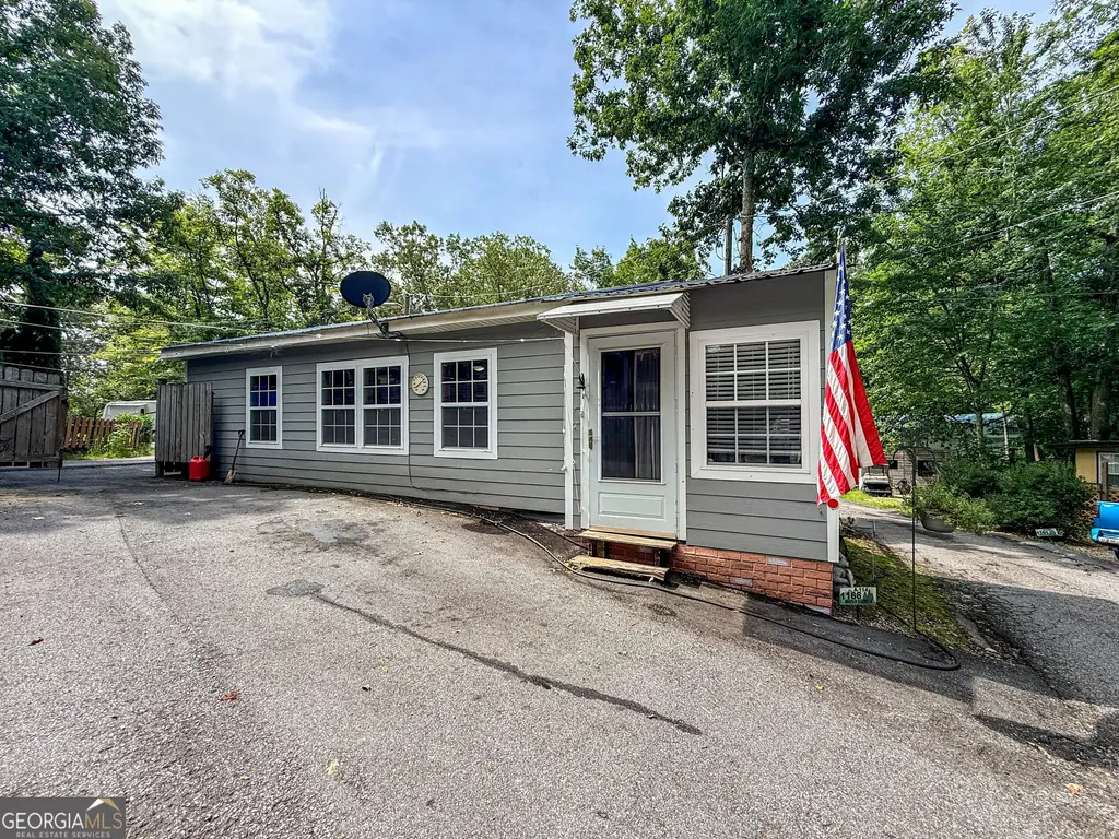 1168 Mountain Shadows Drive, Cleveland