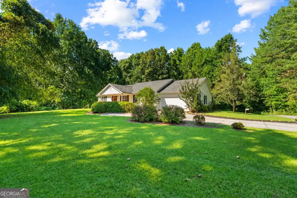 23 High Meadow Trail, Cleveland