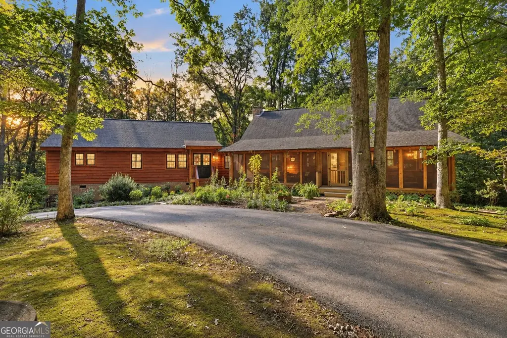 282 Jarrett Manor Estates Road, Toccoa