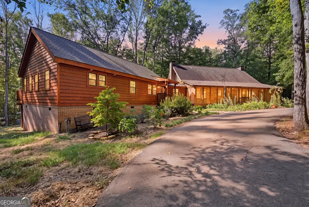 282 Jarrett Manor Estates Road, Toccoa