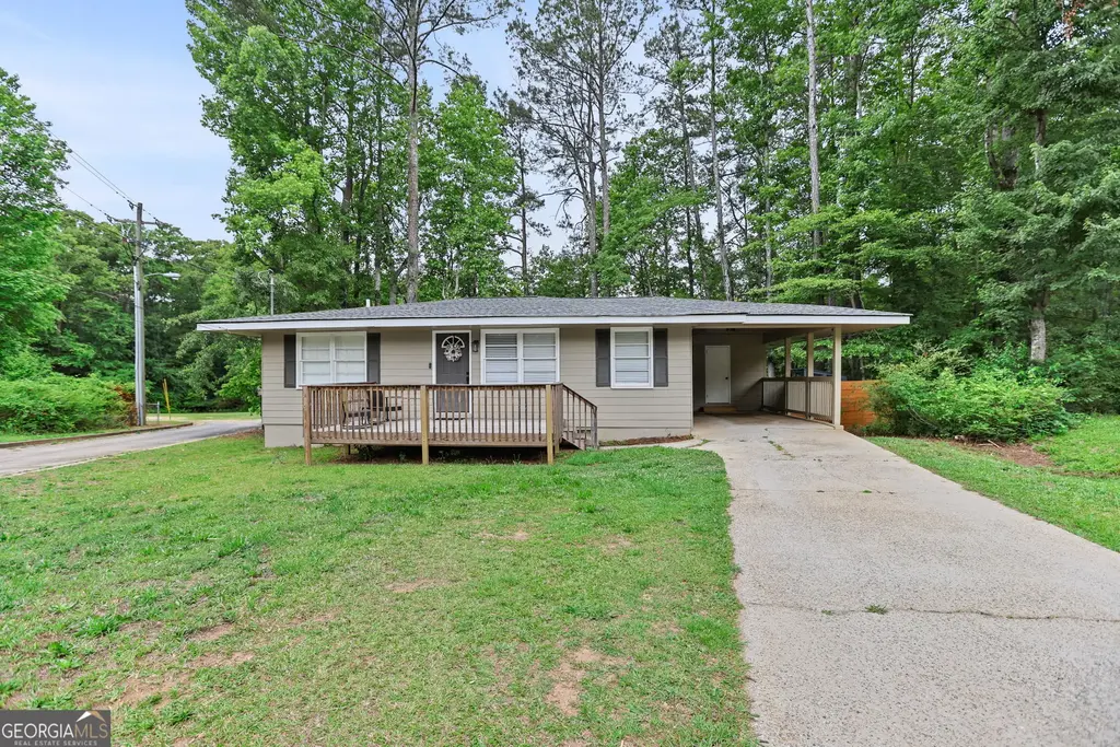 9 W Park Court, Newnan