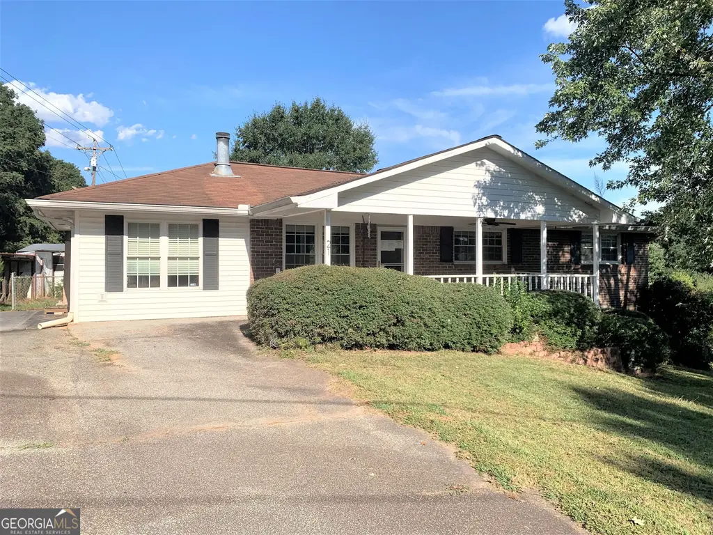 21 Abby Lane, Toccoa