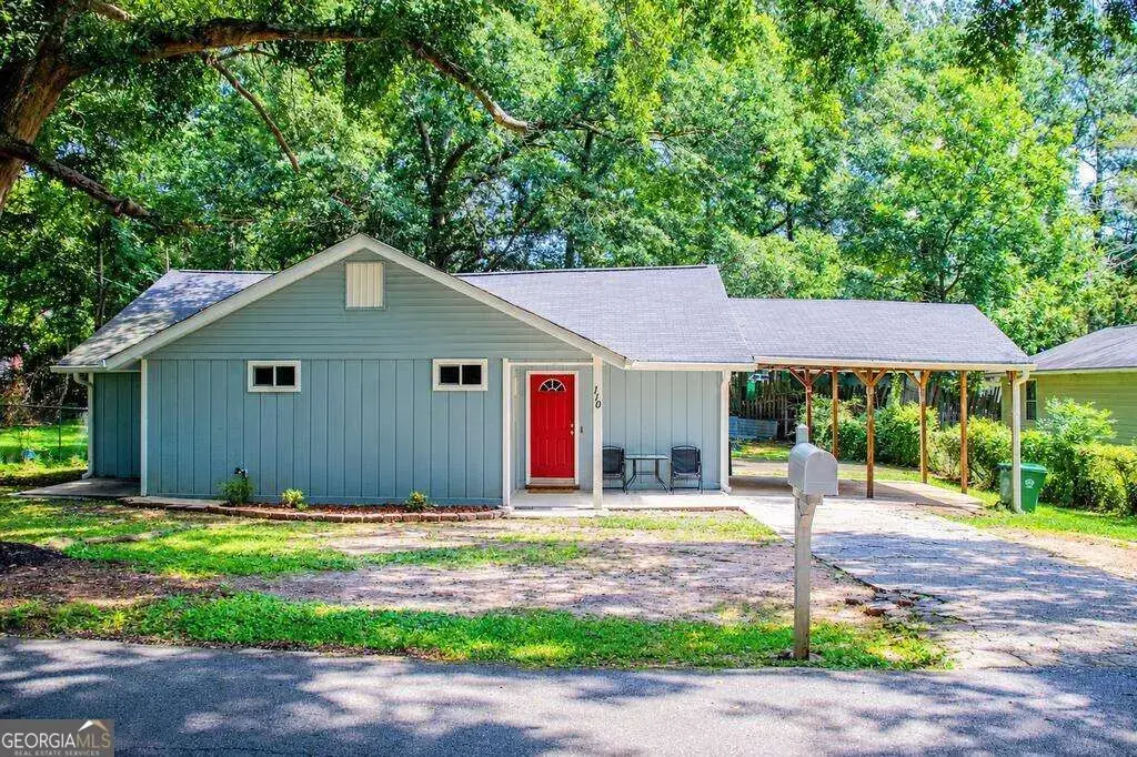 110 N Garrett Street, Carrollton