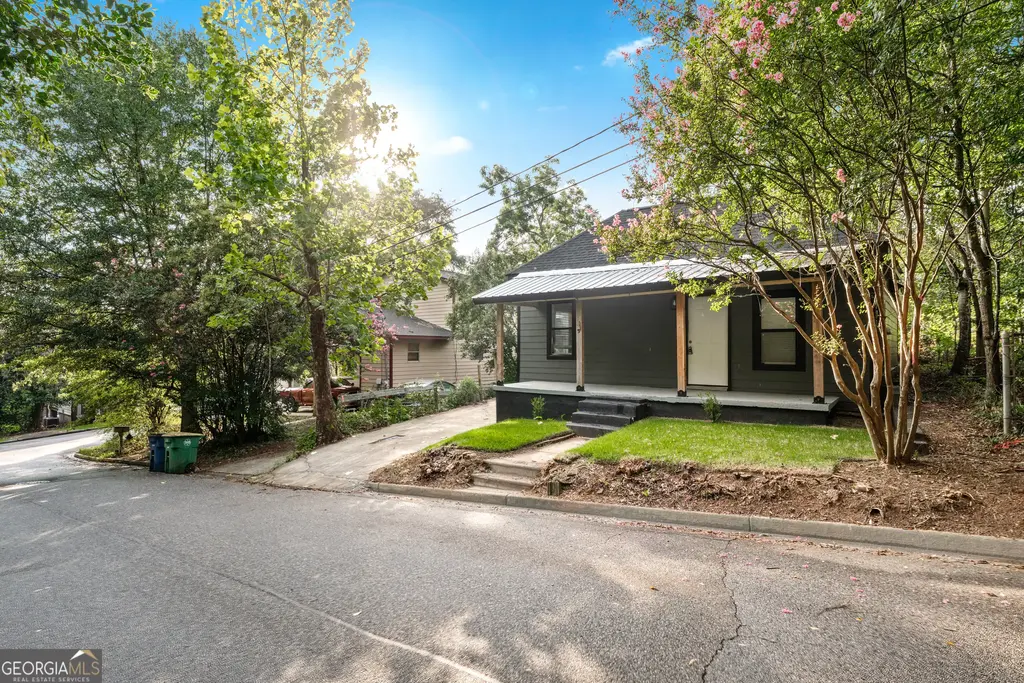 249 Fifth Street, Athens