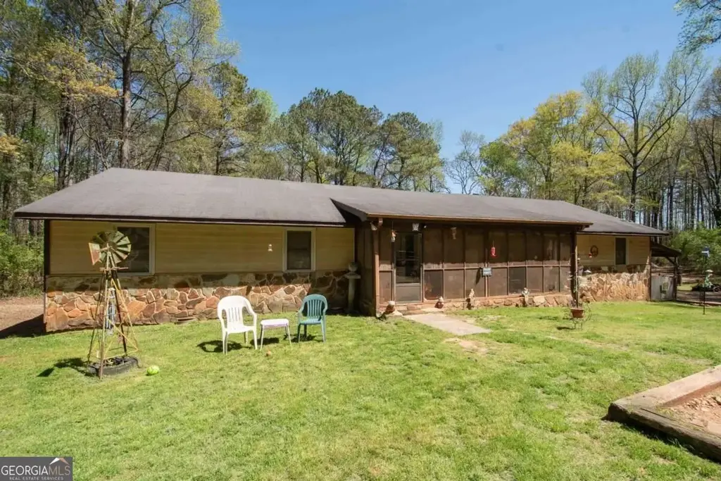 270 Walt Sanders Road, Newnan