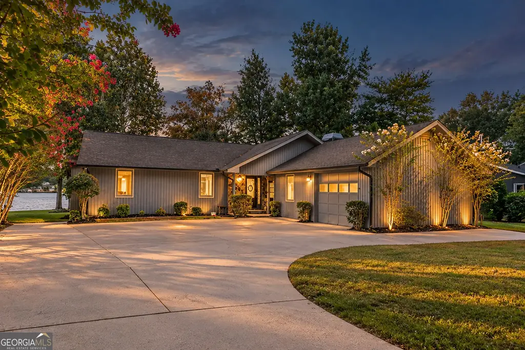 121 Cherry Point, Eatonton