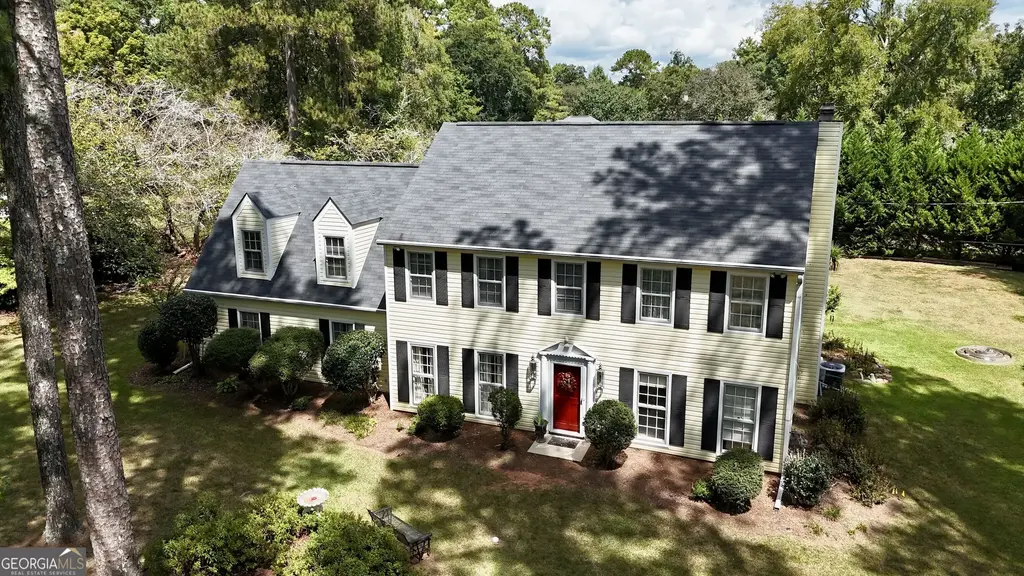 5369 Rivoli Drive, Macon