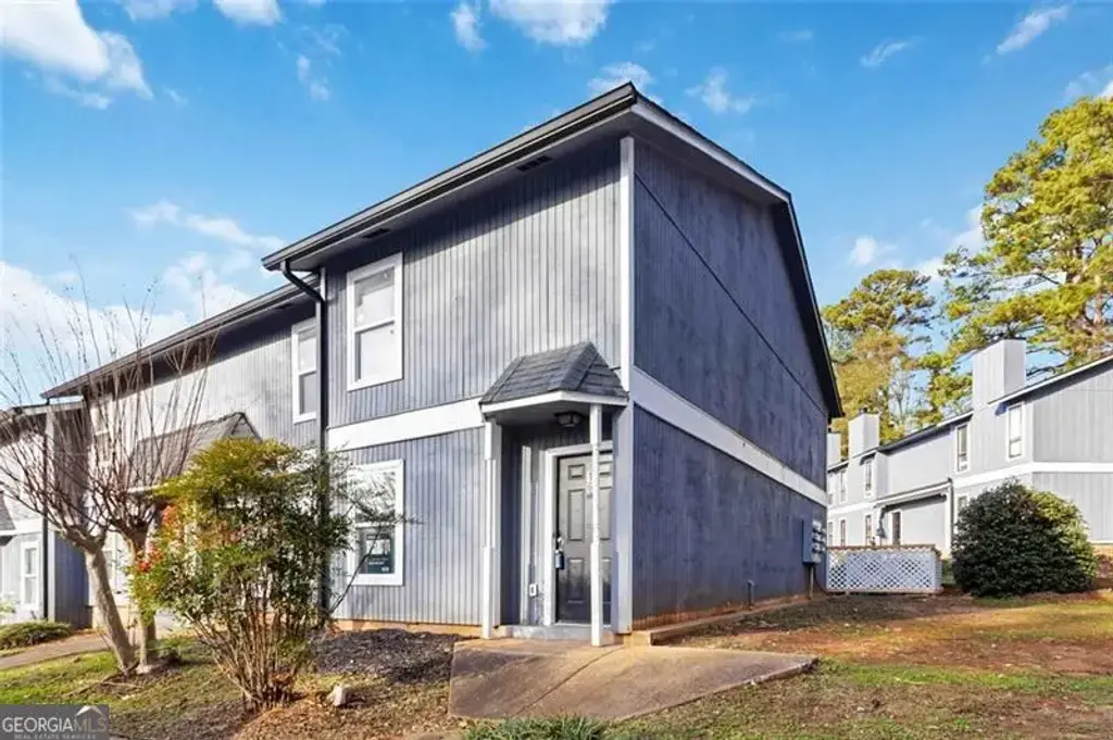 2340 Beaver Ruin Road 16, Norcross