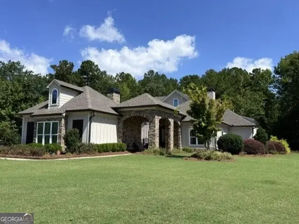 29 Water Stone Cove, Newnan